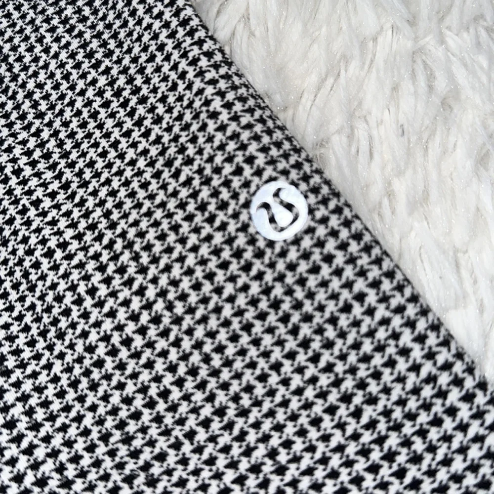Lululemon Speed Up Tight *Full-On Luxtreme 28